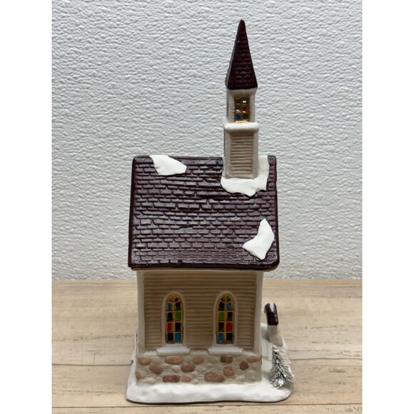 Vtg 1993 Christmas Valley Collection Lighted Porcelain Grace Chapel Church - Picture 8 of 15